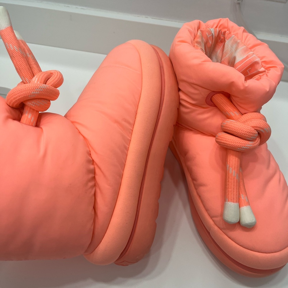 UGG CLASSIC MAXI SHORT SWEETHEART BOOTS